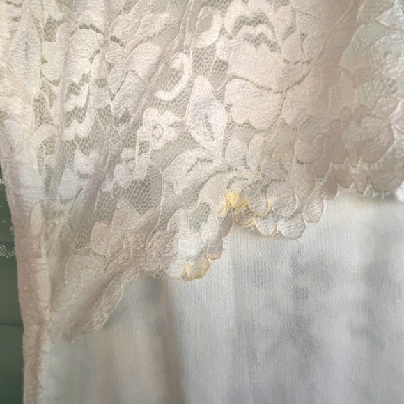 Windsor szM lace mermaid wedding dress - Picture 7 of 13